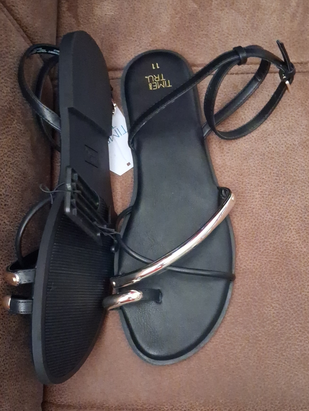 Time And Tru Hardware Toe Strappy Sandals Black And Goldtone Size 11
